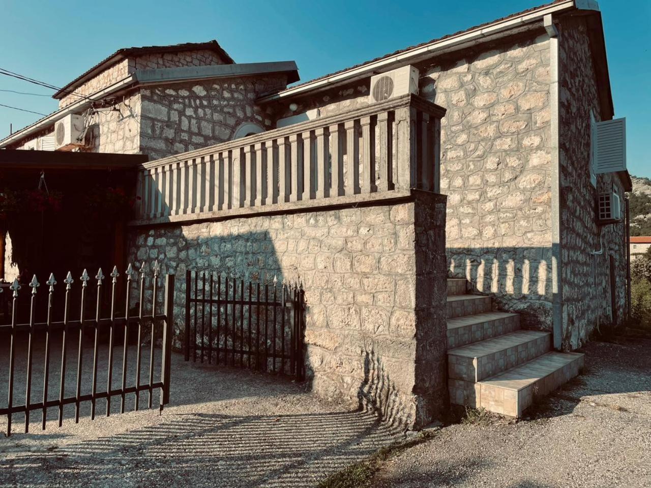 Rustic village Rijeka Crnojevića Esterno foto